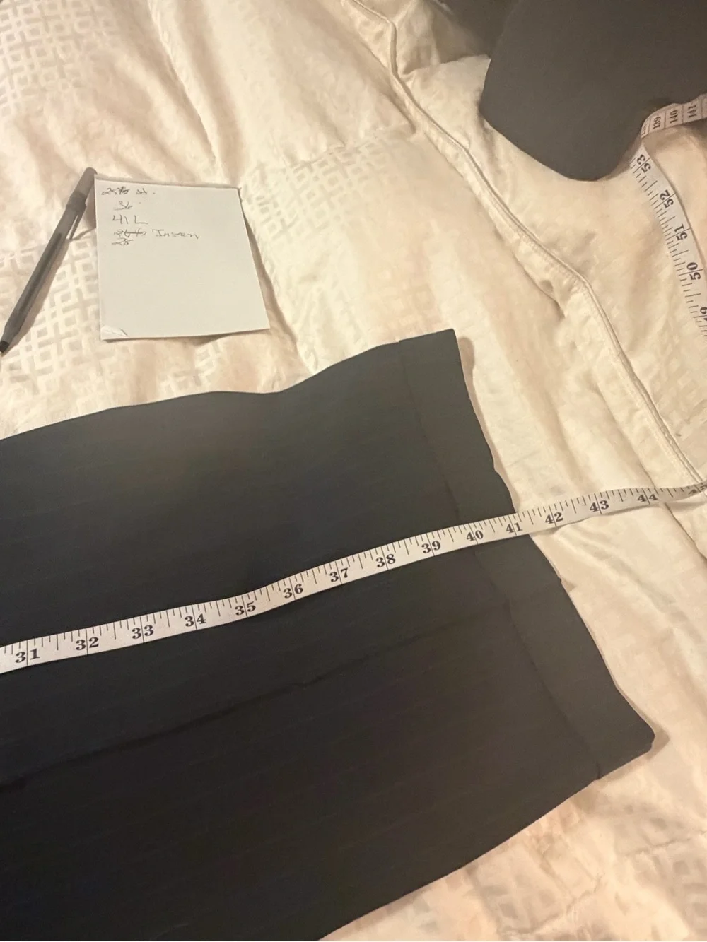 Giorgio Armani men’s double breasted suit/sz 44R